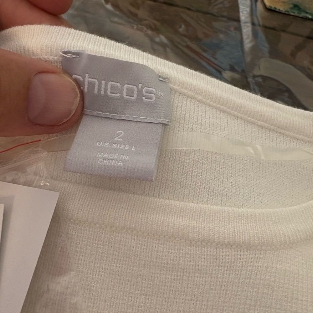 Chico's Elegant White Sweater with Pearl Accents - Picture 4 of 11